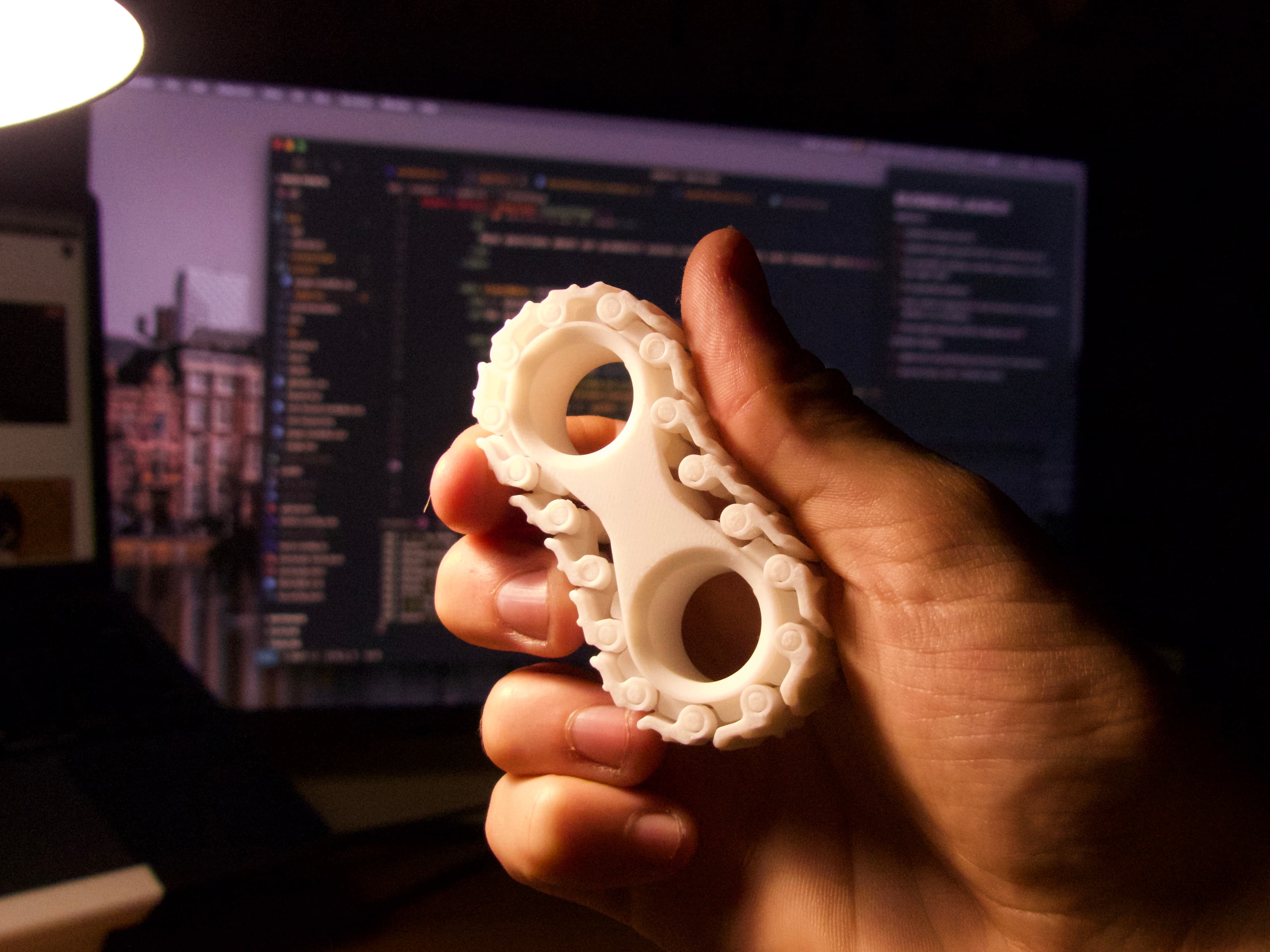 Finger treads